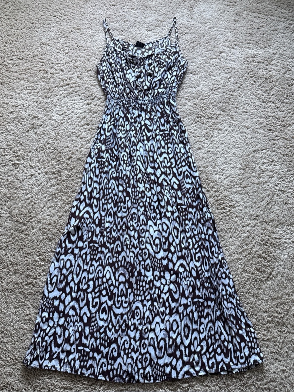 Faded Glory Black and White Maxi Dress